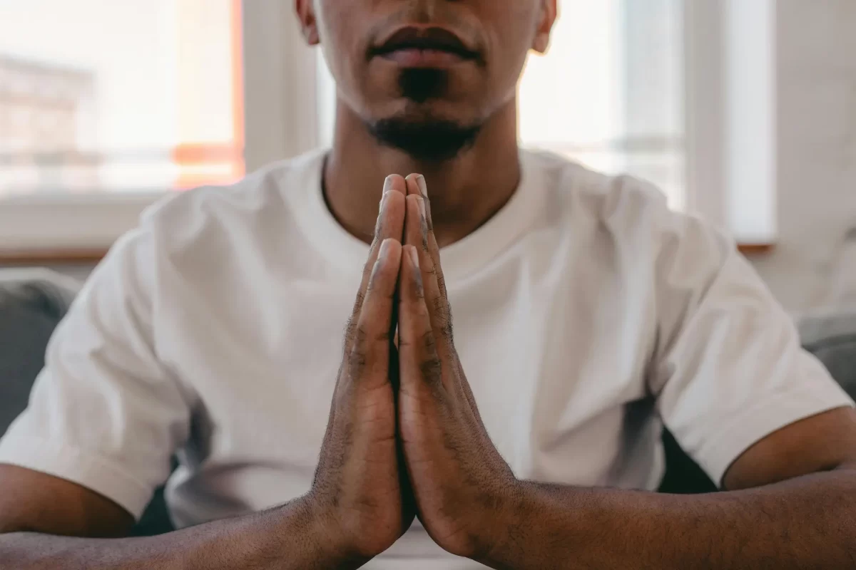peaceful hands meditation pose